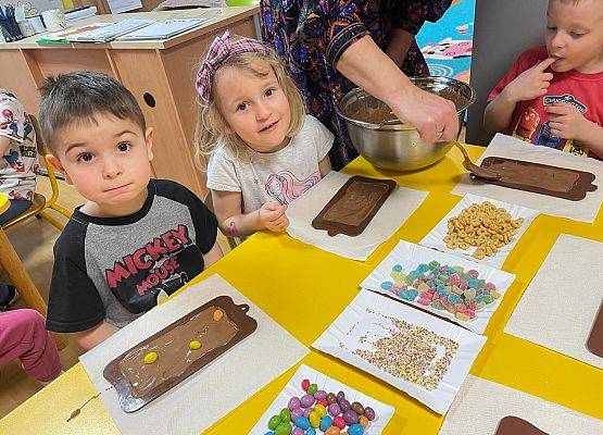 KREATYWNE ANIMACJE CZEKOLADOWE U  KOTKÓW grafika