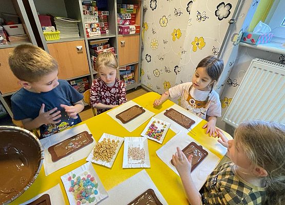 KREATYWNE ANIMACJE CZEKOLADOWE U  KOTKÓW grafika