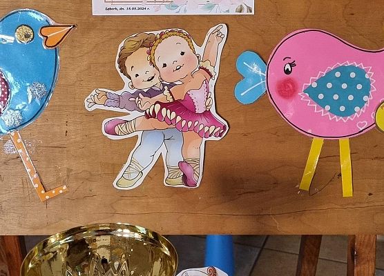 MISIAKI  NA  MIĘDZYPRZEDSZKOLNYM  FESTIWALU  TAŃCA grafika