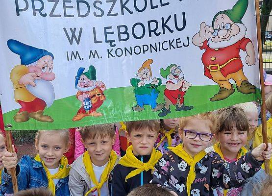 MISIAKI  I  ŻABKI  NA  IGRZYSKACH  SPORTOWYCH grafika