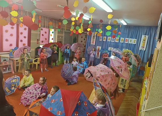 PASOWANIE NA STARSZAKA U BIEDRONEK grafika