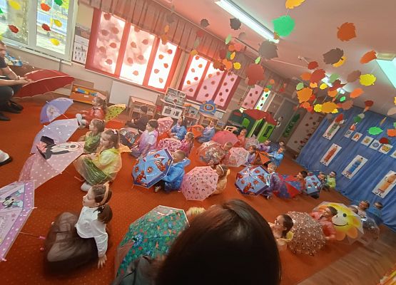 PASOWANIE NA STARSZAKA U BIEDRONEK grafika