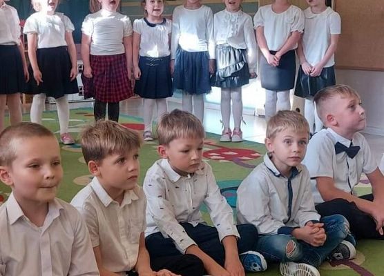 ŚWIĘTO  PSZCZÓŁEK - PASOWANIE  NA  STARSZAKÓW grafika