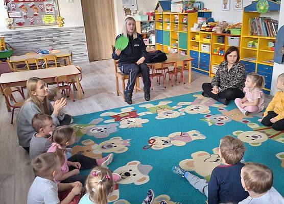 SPOTKANIE Z PANIĄ POLICJANTKĄ grafika
