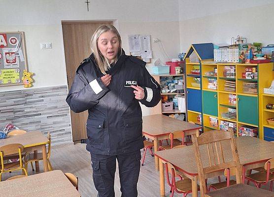 SPOTKANIE Z PANIĄ POLICJANTKĄ grafika