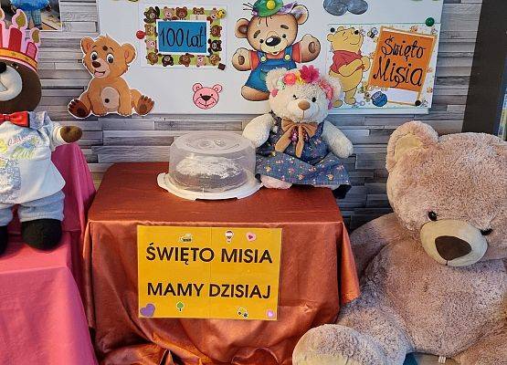 URODZINY  PLUSZOWEGO  MISIA grafika