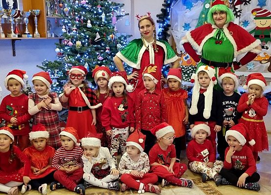 WESOŁE  MIKOŁAJKI  W  PRZEDSZKOLU grafika