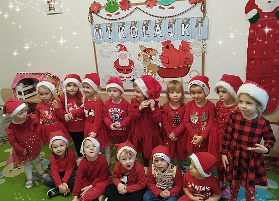 WESOŁE  MIKOŁAJKI  W  PRZEDSZKOLU grafika