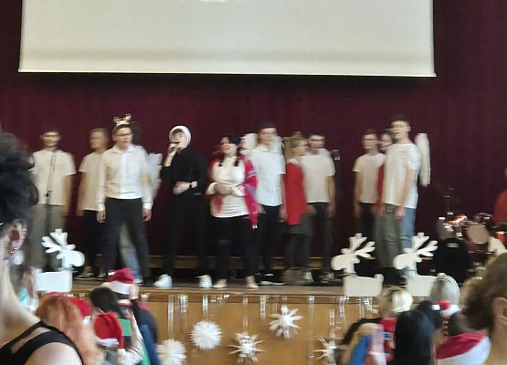 KONCERT  MIKOŁAJKOWY  W  ,, MECHANIKU '' grafika