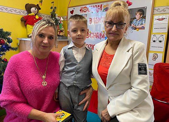 BABCIA  I  DZIADEK  GOŚCIEM  W  PRZEDSZKOLU grafika