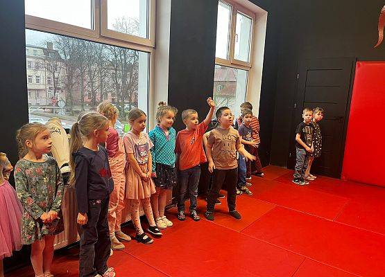 KOTKI  Z WIZYTĄ W SIŁOWNI "AGOGA GYM" grafika