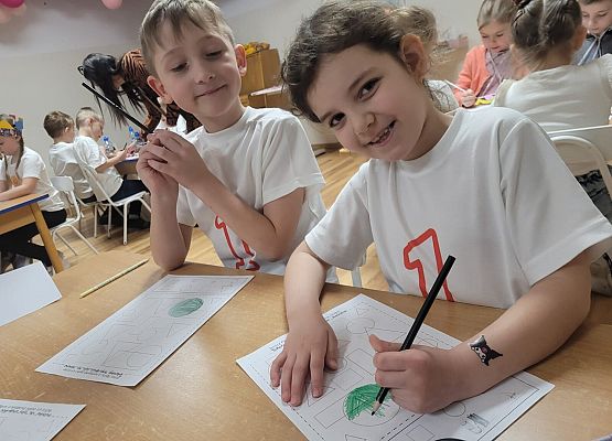 MIĘDZYPRZEDSZKOLNE  POTYCZKI  MATEMATYCZNE grafika