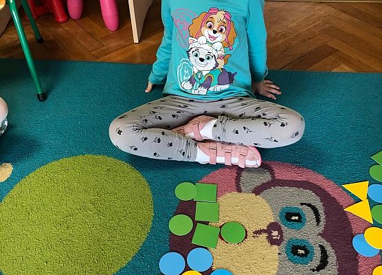 PRZEDSZKOLAKI WITAJĄ WIOSNĘ grafika