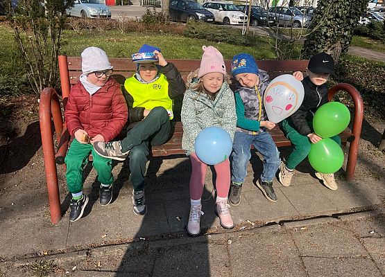 PRZEDSZKOLAKI WITAJĄ WIOSNĘ grafika