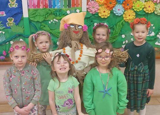 PRZEDSZKOLAKI WITAJĄ WIOSNĘ grafika