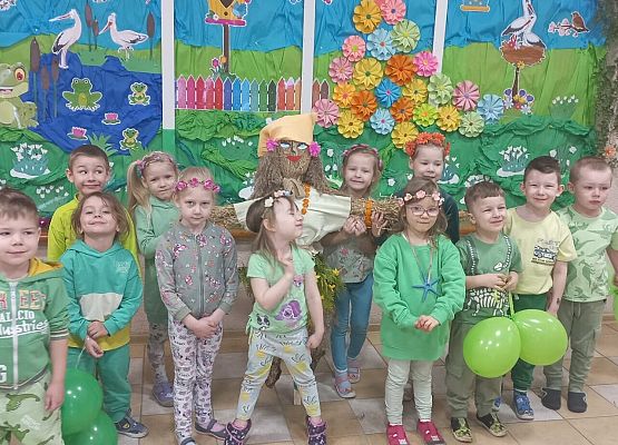 PRZEDSZKOLAKI WITAJĄ WIOSNĘ grafika