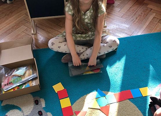 PRZEDSZKOLAKI WITAJĄ WIOSNĘ grafika