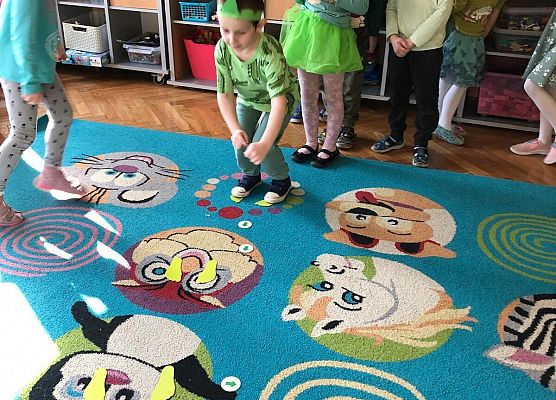 PRZEDSZKOLAKI WITAJĄ WIOSNĘ grafika