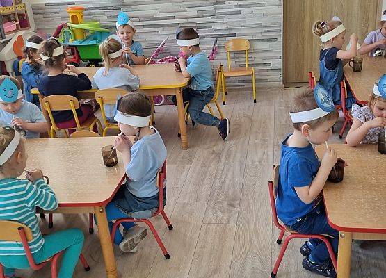 ŚWIĘTO  WODY  W  PRZEDSZKOLU grafika