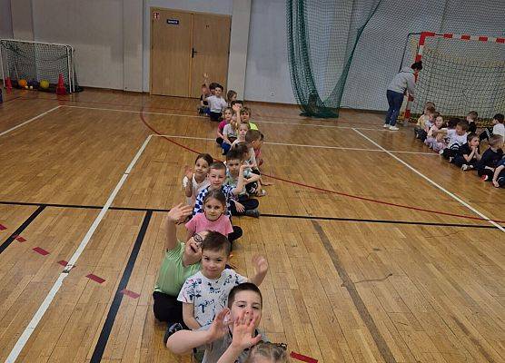 ZAWODY SPORTOWE W SZKOLE  PODSTAWOWEJ NR 7 W LĘBORKU grafika