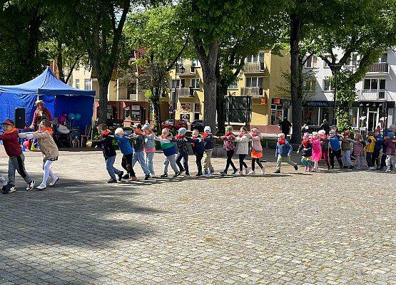 MIASTECZKO MARZEŃ PIKNIK LITERACKI grafika