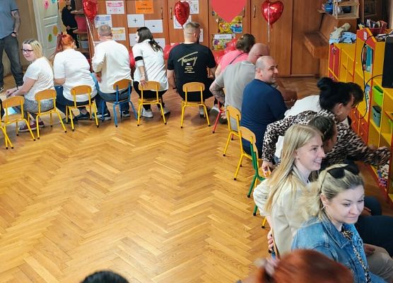 ŻYCZENIA  DLA  MAMY  I  TATY grafika