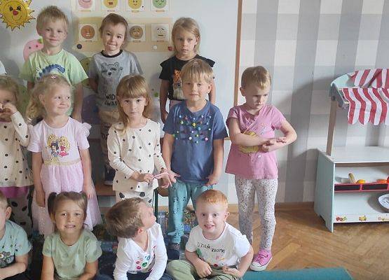 DZIEŃ KROPKI W PRZEDSZKOLU grafika