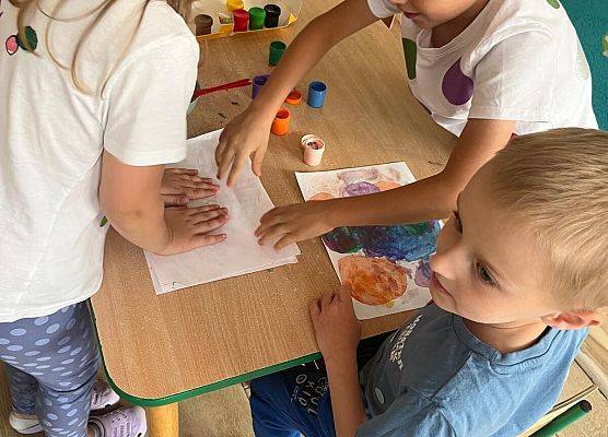 DZIEŃ KROPKI W PRZEDSZKOLU grafika