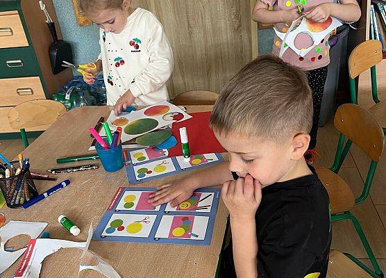 DZIEŃ KROPKI W PRZEDSZKOLU grafika