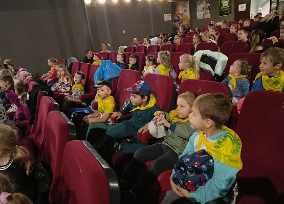 DZIEŃ  PRZEDSZKOLAKA  PEŁEN  ZABAW grafika