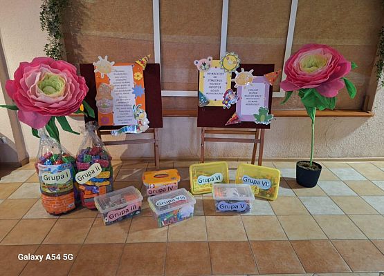 DZIEŃ  PRZEDSZKOLAKA  PEŁEN  ZABAW grafika