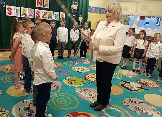 PASOWANIE W GRUPIE PINGWINKÓW grafika