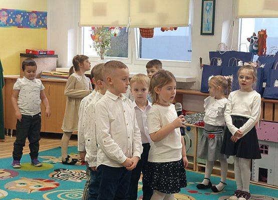 PASOWANIE W GRUPIE PINGWINKÓW grafika