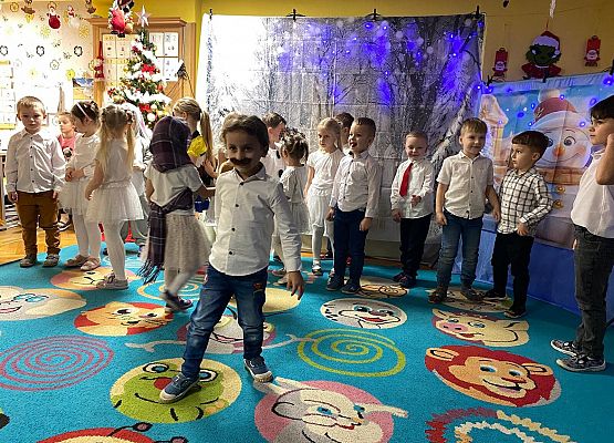 KRASNOLUDKI W OCZEKIWANIU NA ŚWIĘTA grafika