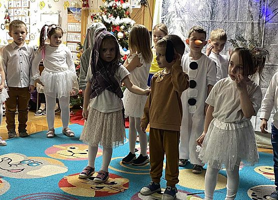 KRASNOLUDKI W OCZEKIWANIU NA ŚWIĘTA grafika