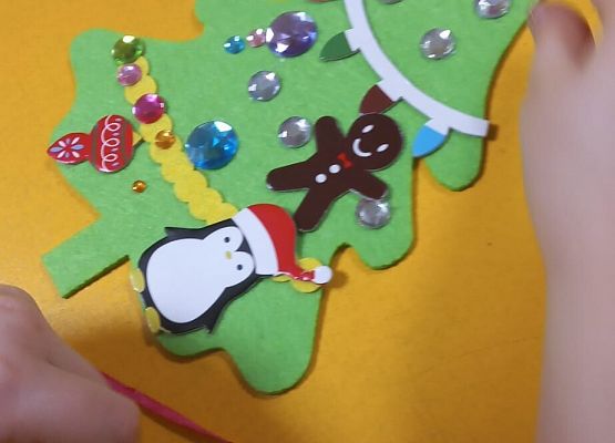 KRASNOLUDKI W OCZEKIWANIU NA ŚWIĘTA grafika