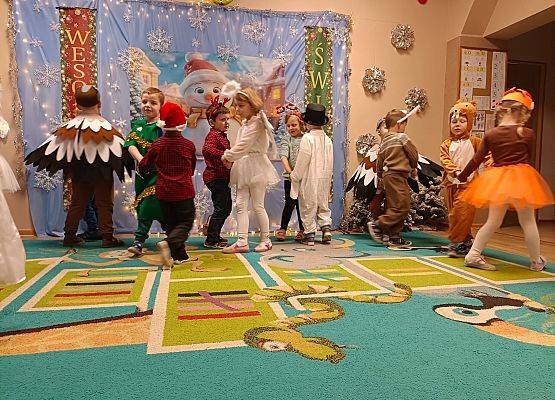 ZIMOWE  SPOTKANIE  Z  RODZICAMI  U  SŁONECZEK grafika