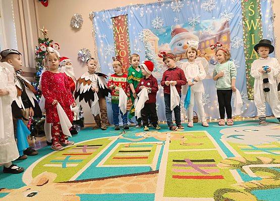 ZIMOWE  SPOTKANIE  Z  RODZICAMI  U  SŁONECZEK grafika