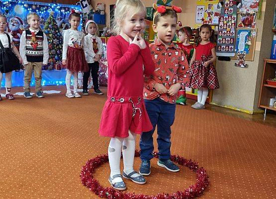 MISIAKI  W  OCZEKIWANIU  NA  ŚWIĘTA grafika