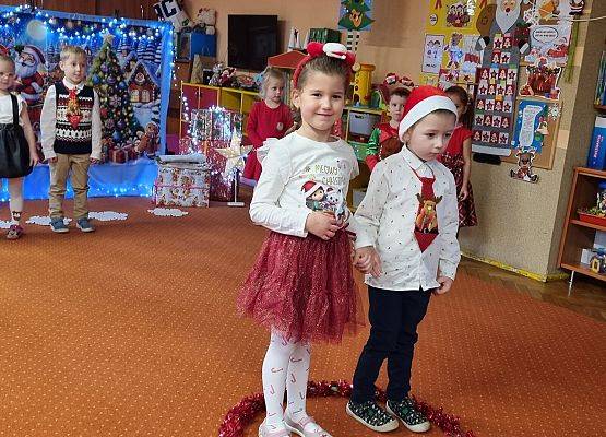 MISIAKI  W  OCZEKIWANIU  NA  ŚWIĘTA grafika