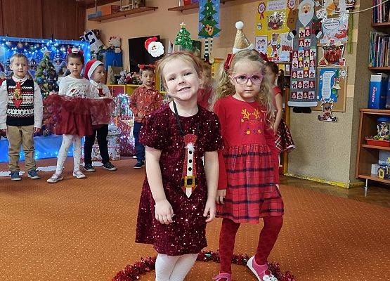 MISIAKI  W  OCZEKIWANIU  NA  ŚWIĘTA grafika