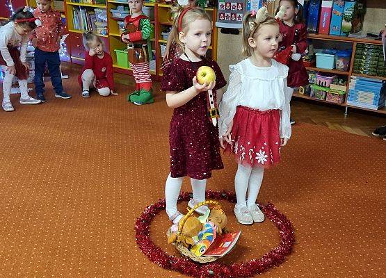 MISIAKI  W  OCZEKIWANIU  NA  ŚWIĘTA grafika