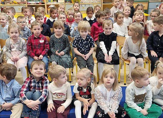 WIGILIA  W  PRZEDSZKOLU grafika