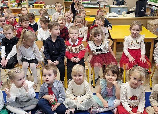 WIGILIA  W  PRZEDSZKOLU grafika