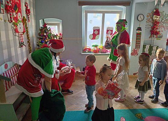 WIGILIA  W  PRZEDSZKOLU grafika