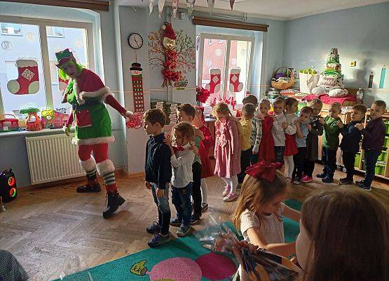 WIGILIA  W  PRZEDSZKOLU grafika