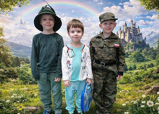 PRAWDZIWY  BAL  PRZEBIERAŃCÓW grafika