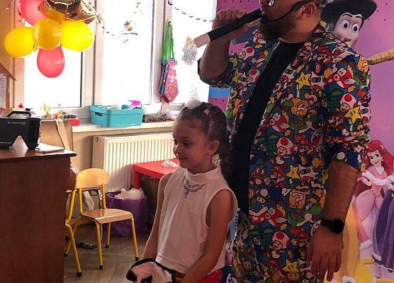 PRAWDZIWY  BAL  PRZEBIERAŃCÓW grafika