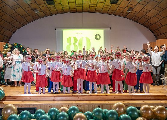 80 URODZINY PRZEDSZKOLA grafika