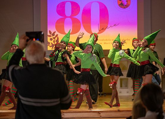 80 URODZINY PRZEDSZKOLA grafika